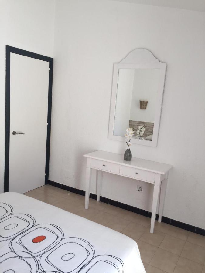 Apartamento 7 Palmeras ซิวตาเดญา ภายนอก รูปภาพ